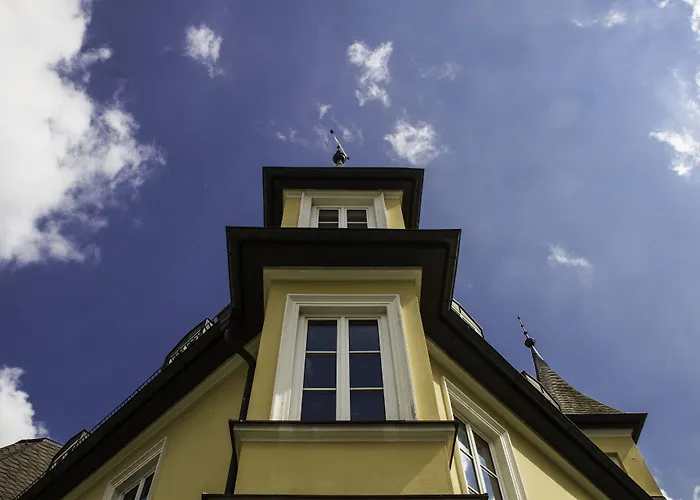 Laimer Hof Am Schloss Nymphenburg Monaco di Baviera